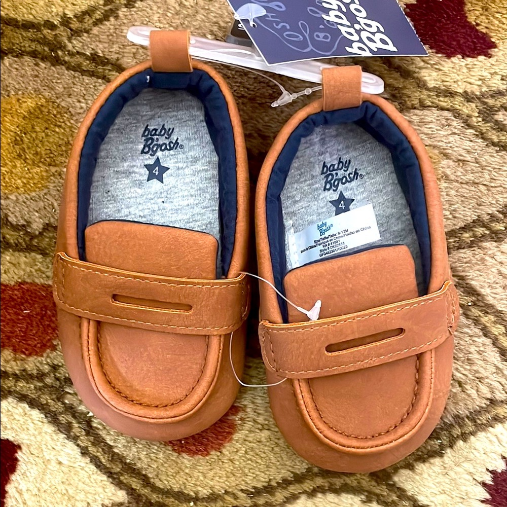 NWT Baby B’gosh Brown/Tan Kids soft penny loafer Shoes Size:4 (9-12M) Soft Steps